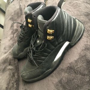 jordan 12 size 10 men